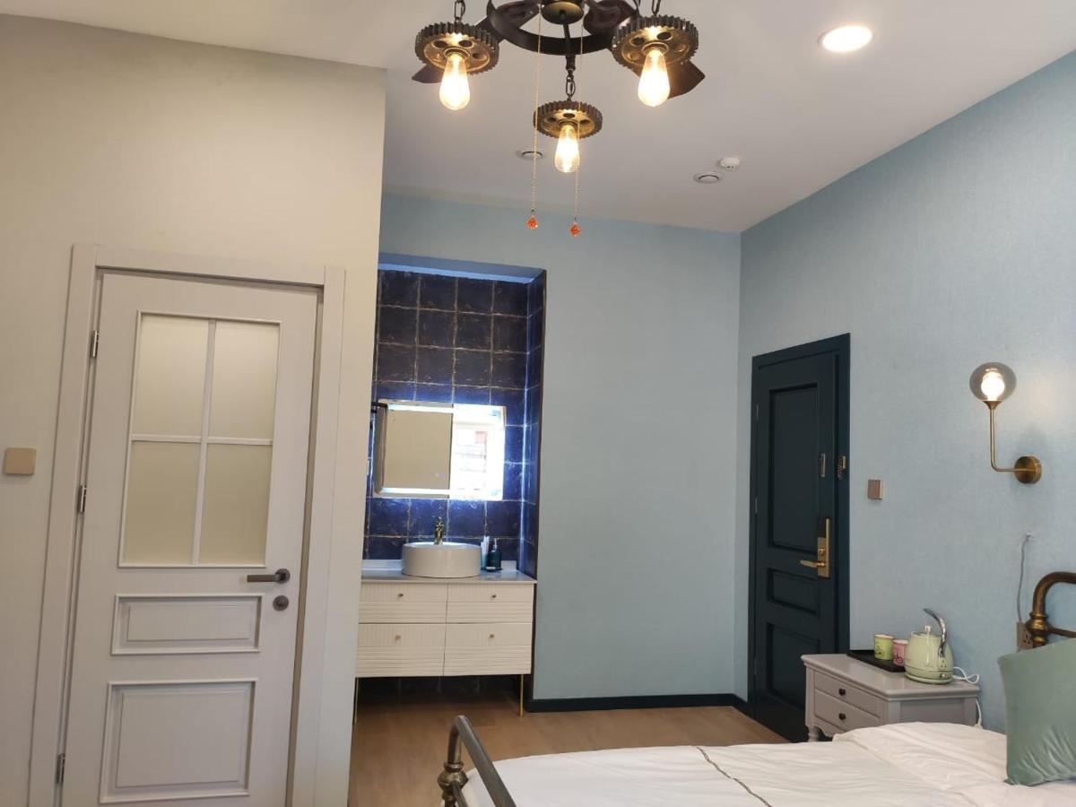 טביליסי Qin Boutique Hotel מראה חיצוני תמונה