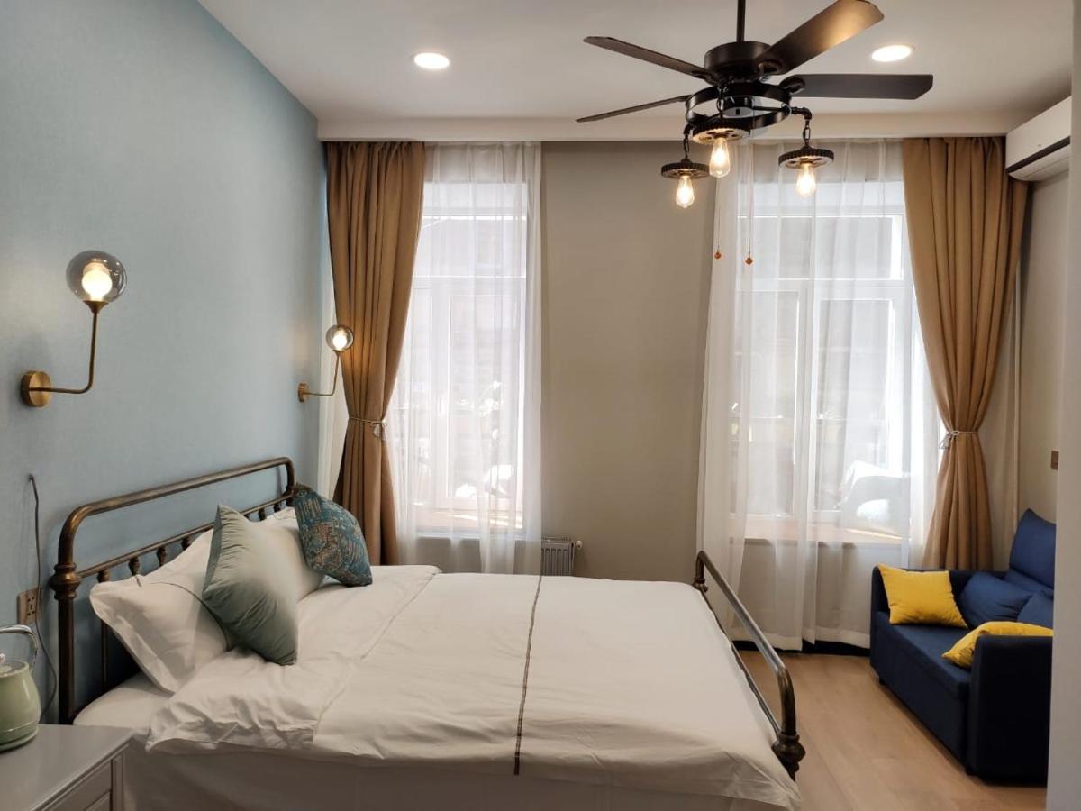 טביליסי Qin Boutique Hotel מראה חיצוני תמונה