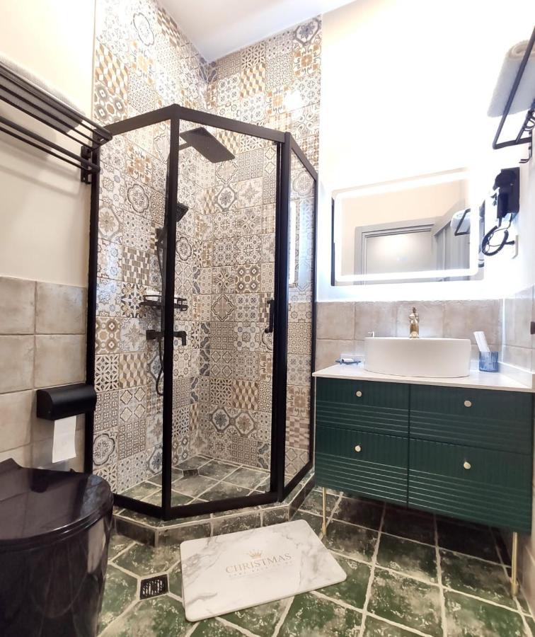 טביליסי Qin Boutique Hotel מראה חיצוני תמונה