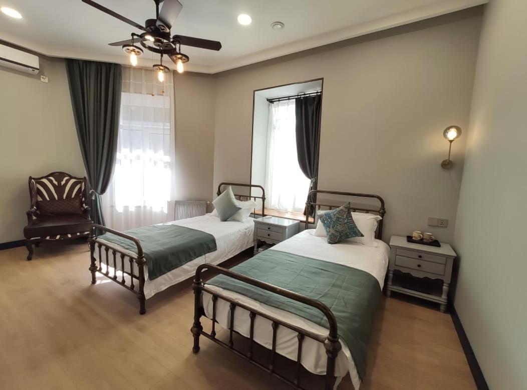 טביליסי Qin Boutique Hotel מראה חיצוני תמונה