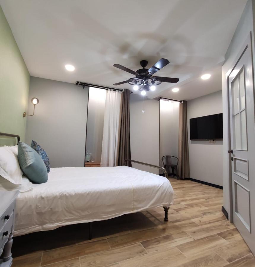 טביליסי Qin Boutique Hotel מראה חיצוני תמונה
