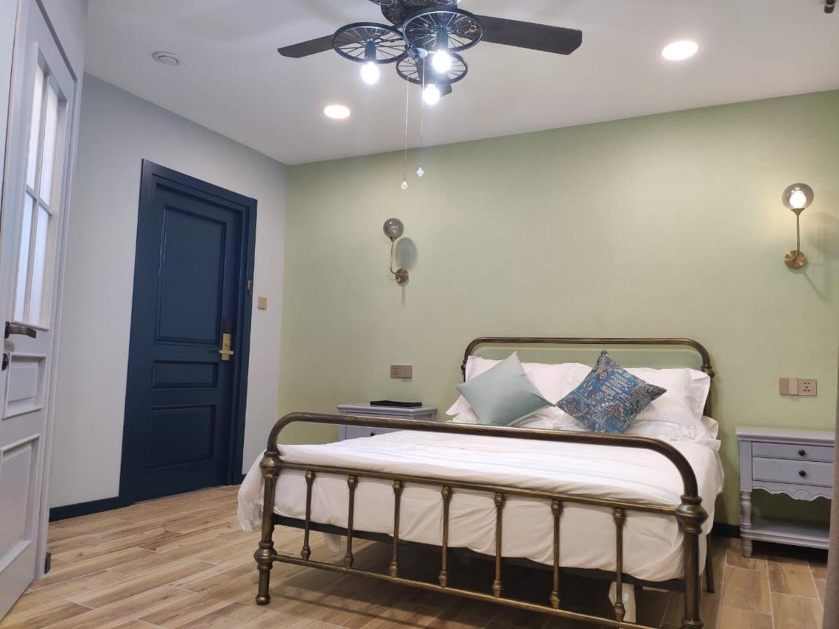 טביליסי Qin Boutique Hotel מראה חיצוני תמונה